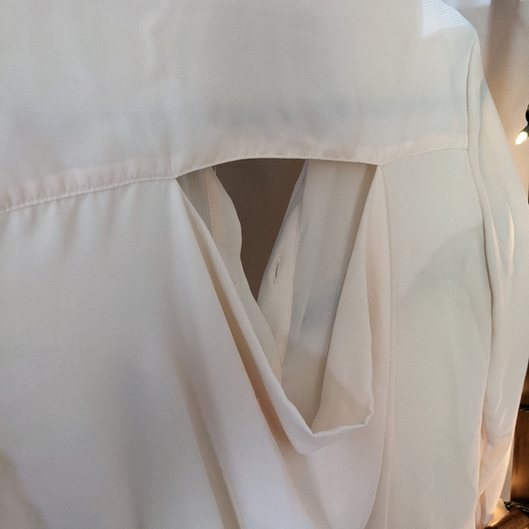 Long Sleeved Open Back Chiffon Button Down Shirt - Picture 8 of 8